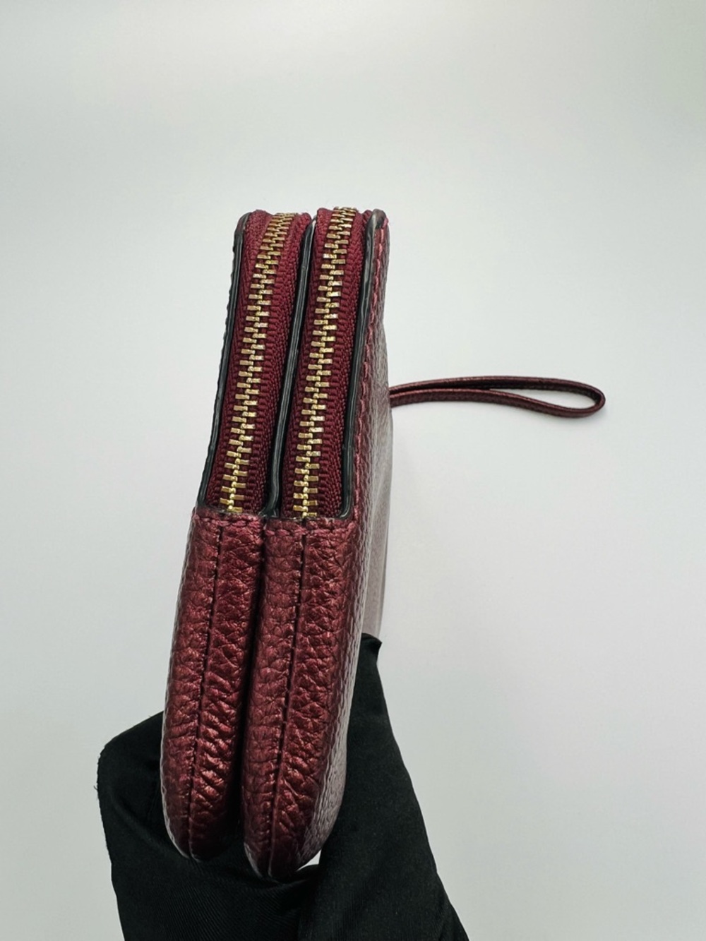 Coach Double Zip Large Wristlet EUC - Picture 4 of 9